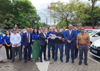 Corpo de Bombeiros e Polícia Científica recebem novas viaturas