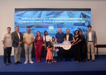 Governo do Estado celebra 1 ano de concessão do subsídio para entrada da casa própria