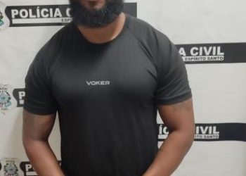 Foragido da Justiça é preso em barbearia no centro de Sooretama