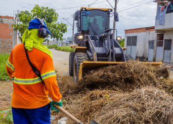 Prefeitura divulga mudanças no cronograma e entulhos deverão ser colocados para fora na data do descarte. Câmeras auxiliarão na fiscalização