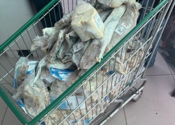 Operação Páscoa: Procon de Linhares realiza fiscalização e encontra  irregularidades em supermercado no Centro da cidade