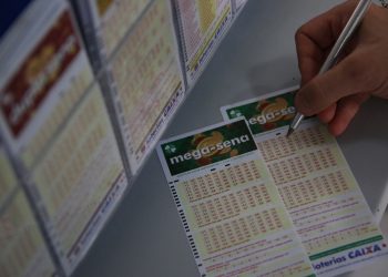 Mega-Sena acumula: aposta do ES leva mais de R$ 52 mil na quina e Linhares tem dois ganhadores da quadra
