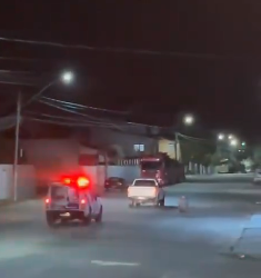 Vídeo: Força Tática prende foragido acusado de tentativa de homicídio em Linhares após perseguição cinematográfica