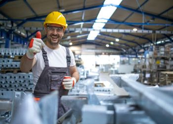 Sine de Linhares abre a semana com mais de 200 vagas de emprego com carteira assinada