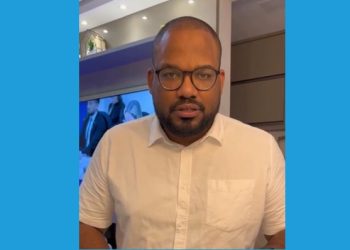 VÍDEO – “Enfermagem de Linhares se revolta: técnicos recebem menos que o salário mínimo, denuncia diretor do Coren-ES!”