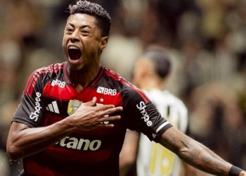 Flamengo empata com o Atlético-MG e está cada vez mais próximo do título brasileiro