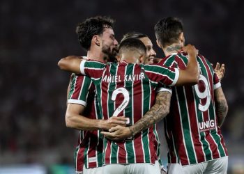 Fluminense goleia o São Paulo e carimba vaga na Libertadores 2026