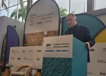 Casagrande destaca protagonismo do Espírito Santo em ações climáticas durante fórum da COP30 no Rio de Janeiro!