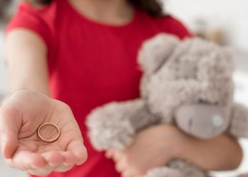 IBGE: 33 crianças e adolescentes vivem em união conjugal em Linhares