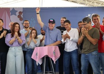 Casagrande entrega obras em João Neiva e anuncia mais de R$ 19 milhões em investimentos