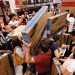Lojas lotadas: Black Friday e 13º salário movimentam centro comercial em Linhares
