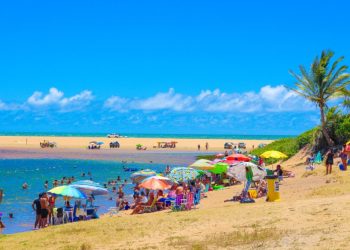 Feriadão deve ser com praias lotadas no Norte do Espírito Santo
