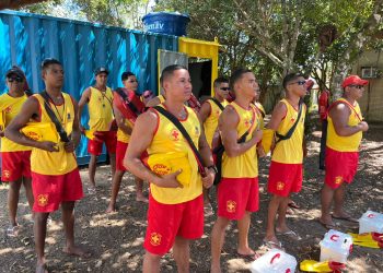 Verão 2026: guarda-vidas para a segurança de banhistas já atuam nas praias de Linhares
