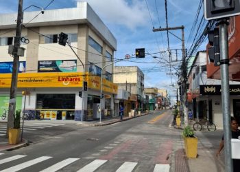 Prefeitura de Sooretama instala semáforos e terá principais avenidas asfaltadas