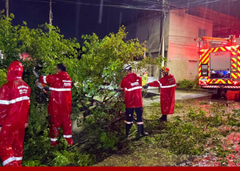 Linhares foi a cidade onde mais choveu em 24 horas no ES e equipes atuam desde a madrugada