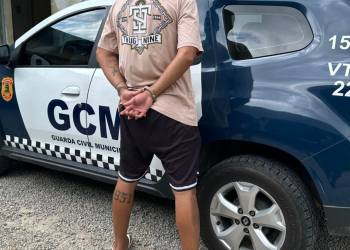 Homem é preso no Centro de Linhares durante policiamento preventivo no Cais do Porto