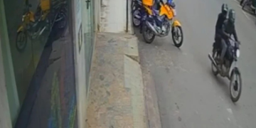 Homem é preso e adolescente apreendido por roubo de R$ 20 mil em ouro em Barra de São Francisco