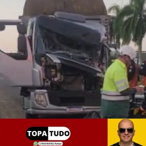 VÍDEO – Grave colisão entre carreta e caminhão deixa motorista preso às ferragens na BR-101, em Sooretama